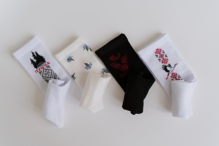 Коллекция носков с национальными мотивами